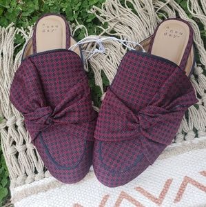 Womens Natalee Bow Backless Mules